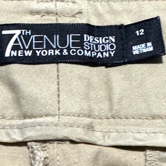 Women Tan Capris Size 12 - Picture 2 of 4